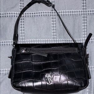 Simply Vera Vera Wang Black handbag purse excellent condition